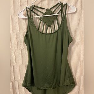 Hunter green tank top size med.